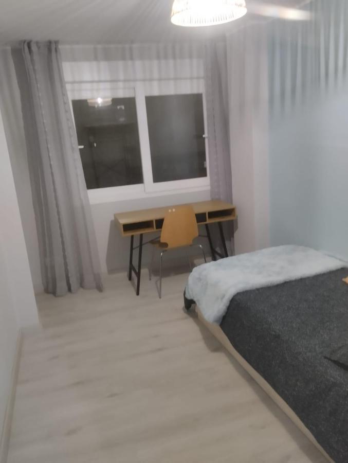 비고 Casa Tower 아파트 외부 사진